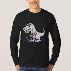 Camiseta Meninos de consciência do autismo cardíaco do Queb