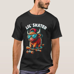 Camiseta Meninos Vaca das Terras Altas em um Skate Skater R