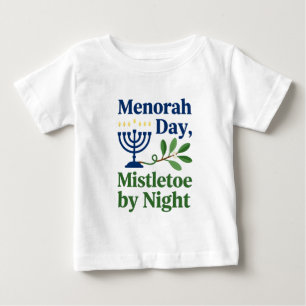 Camiseta Menorá de Dia Visgo À Noite Christmukkah Judeu