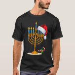 Camiseta Menorah Santa Hat Chanukah Hanukkah Jewish Christm<br><div class="desc">Menorah Santa Hat Chanukah Chanukah Hanukkah Natal Judeu Pajama.</div>
