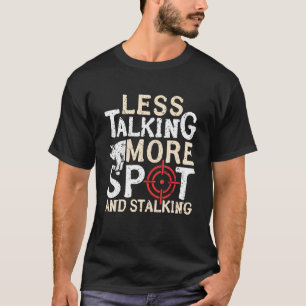 Camiseta Menos Falando Mais De Mancha E Caça De Cachorro