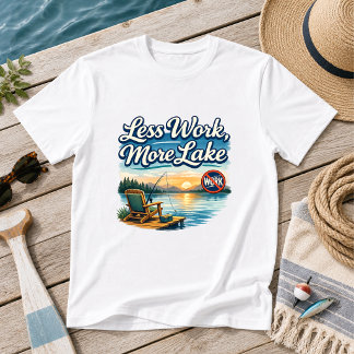 Camiseta Menos Trabalho, Mais Humor de Lago 