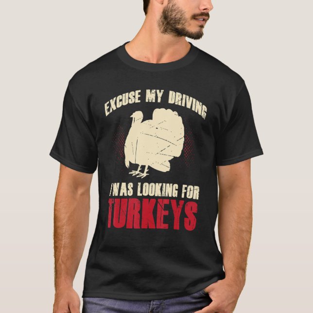Camiseta Mens Com Licença Que Eu Estava Procurando Perus L (Frente)