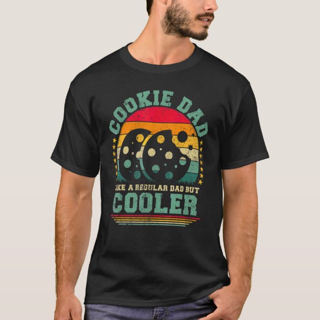 Camiseta Mens Cookie Pai Como Um Pai Regular Mas Fath Mais  (Frente)