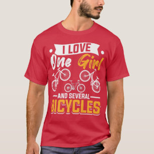 Camiseta Mens Cyclist Ama Uma Rapariga E Várias Bicicletas 