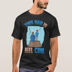 Camiseta Mens Este Pai É Uma Aventura De Pesca Muito Legal 