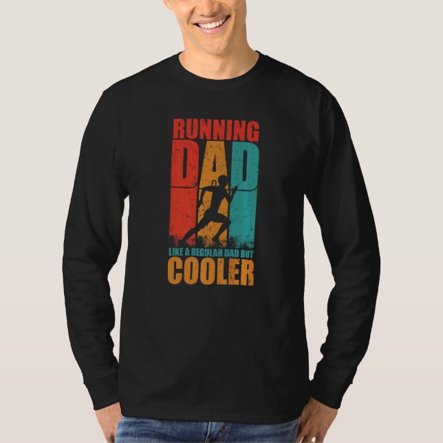 Camiseta Mens Executando Pai Como Um Pai Normal, Mas Mais F (Frente)