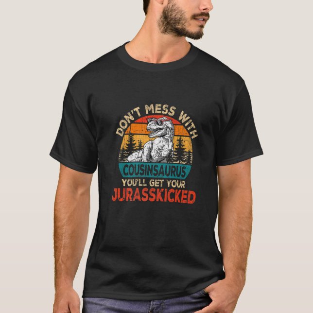 Camiseta Mens Funny Cousin Rex Saurus Dia de os pais Christ (Frente)
