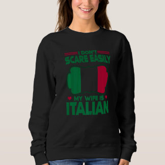Camiseta Mens I Dont Scare Easily My Wife Is Italian Me Pro