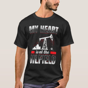 Camiseta Mens Meu Coração Está No Oilfield Oil Field Worker