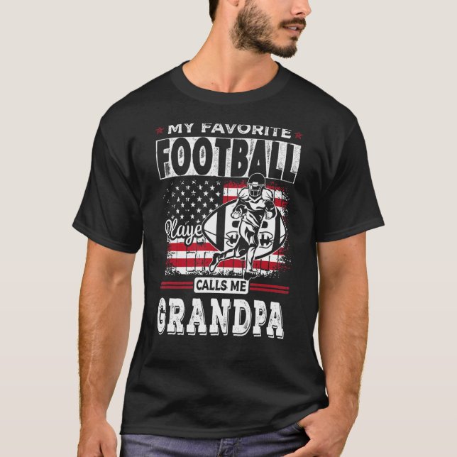 Camiseta Mens Meu Jogador De Futebol Favorito Me Chama Avô (Frente)