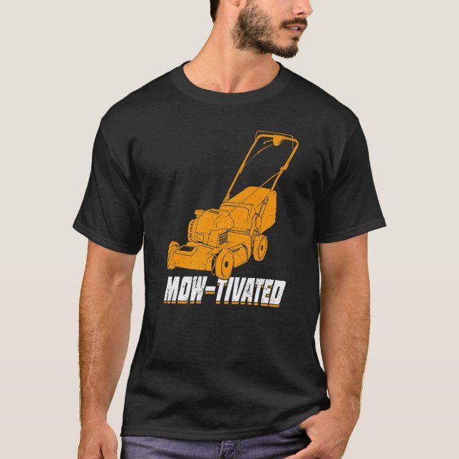Camiseta Mens Mow-Tivated Lawn Mower Premium (Frente)