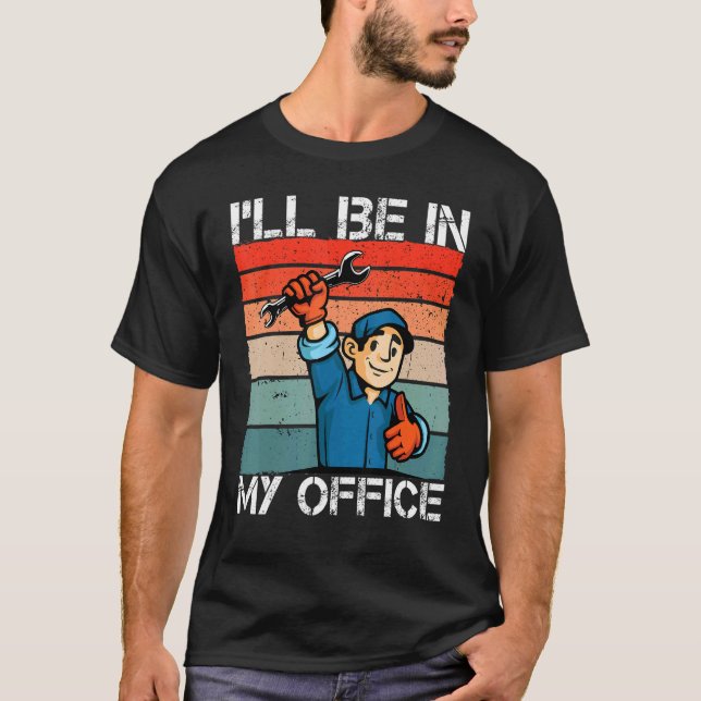 Camiseta Mens Na Minha Garagem De Canalização Morrem Marido (Frente)