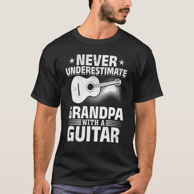 Camiseta Mens Nunca Subestimam Avô Com Violão - B (Frente)