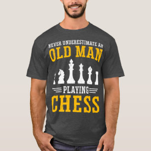 Camiseta Mens Nunca Subestimam Um Conselho De Velho Homem G