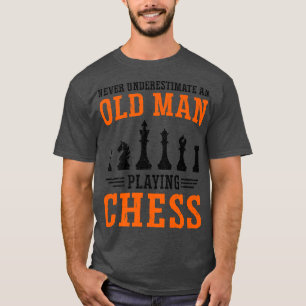 Camiseta Mens Nunca Subestimam Um Conselho De Velho Homem G
