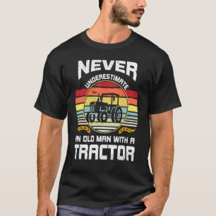 Camiseta Mens Nunca Subestimam Um Velho Com Um Trator