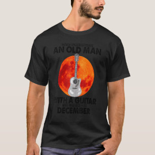 Camiseta Mens Nunca Subestime Um Homem Com Um Nascer De Vio