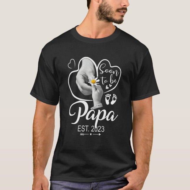 Camiseta Mens Papa 2023 Dia de os pais Primeira Vez Papa (Frente)