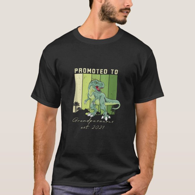 Camiseta Mens Promovidos ao Avô 2021 Novo Avô T (Frente)