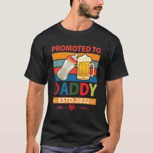 Camiseta Mens Promovidos Ao Pai EST 2022 Beer Cheers Milk F