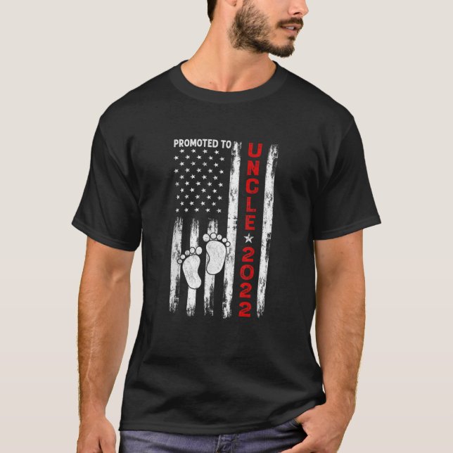 Camiseta Mens Promovidos Ao Tio Est 2022 American Flag Vint (Frente)
