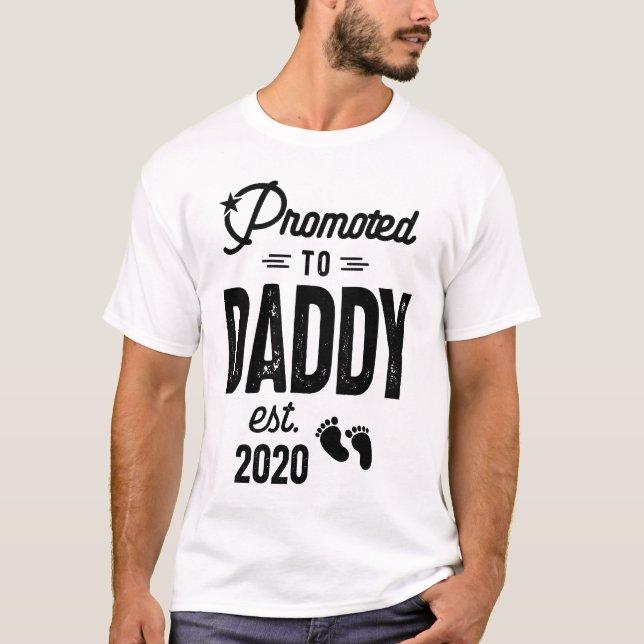 Camiseta Mens Promovidos Para O Est Pai. Presente Para Bebê (Frente)