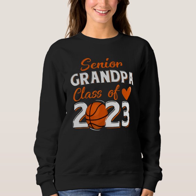 Camiseta Mens Proud Grandpa Of A 2023 Senior Basketball Gra (Frente)