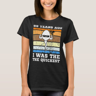 Camiseta Mens Quickest Swimmer Há 69 Anos Mais Rápido Esper