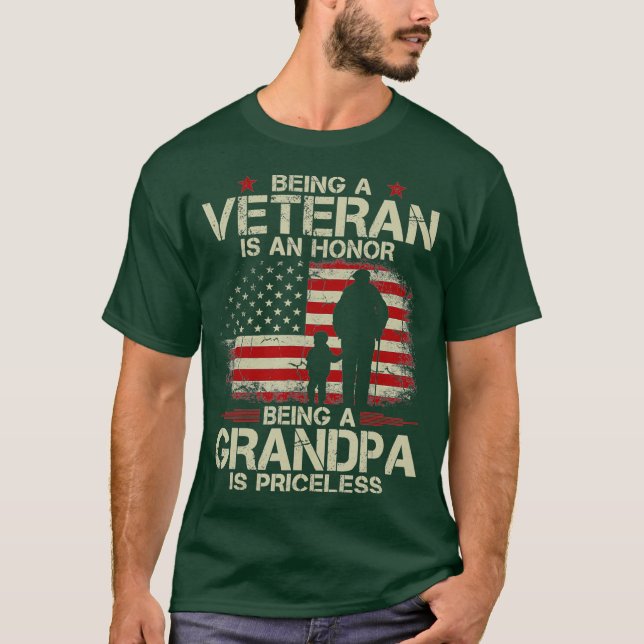 Camiseta Mens Ser Veterano É Uma Honra Ser Um Avô (Frente)