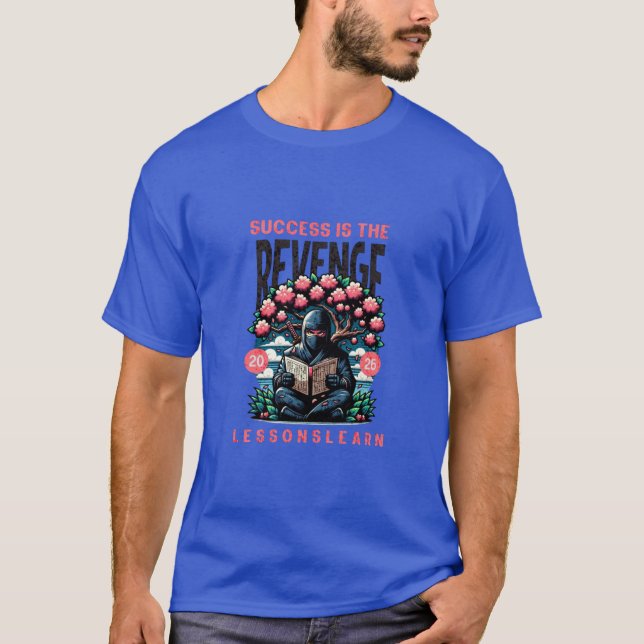 CAMISETA MEN'S SUCCESS REVENGE LESSONS LEARN BASIC TEE (Frente)