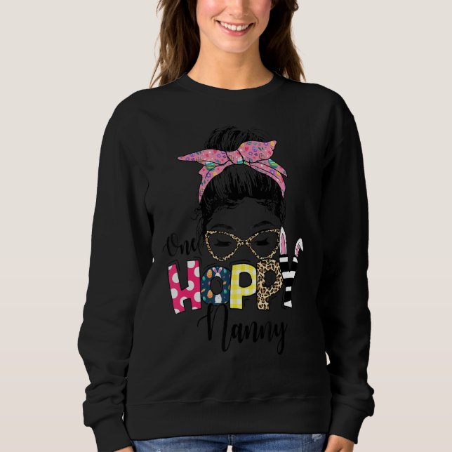 Camiseta Mensageiro Bun Bunny Uma Babá Esperançosa Leopard  (Frente)