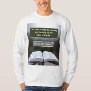 Camiseta Mensagem de Fé - Romanos 10-17 - Longa Folga Branc