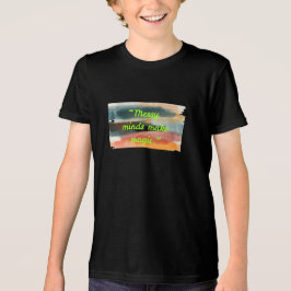 Camiseta Mentes Desorganizadas Fazem Magia | Arte de Traços