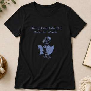 Camiseta Mergulhando Fundo no Oceano de Palavras Design de 