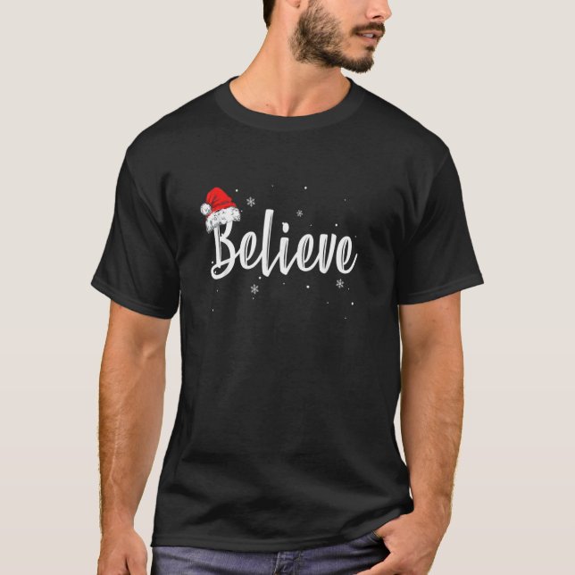 Camiseta Merry Christmas Believe in Santa Claus  X mas 2022 (Frente)