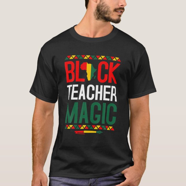 Camiseta Mês da História Negra - Magia do Professor Negra (Frente)