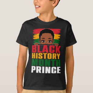 Camiseta Mês da História Negra Príncipe Menino Afro com Pou