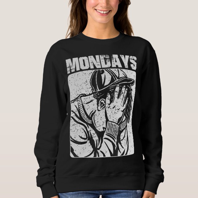 Camiseta Meses Chupam O Amor No Fim De Semana Sarcástico Eu (Frente)