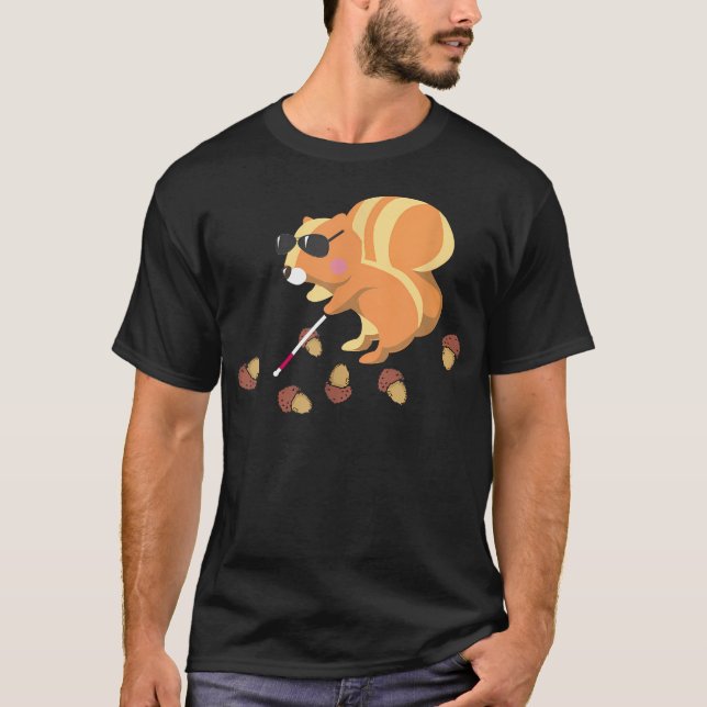 Camiseta Mesmo Um Esquilo Cego Encontra Um (Frente)