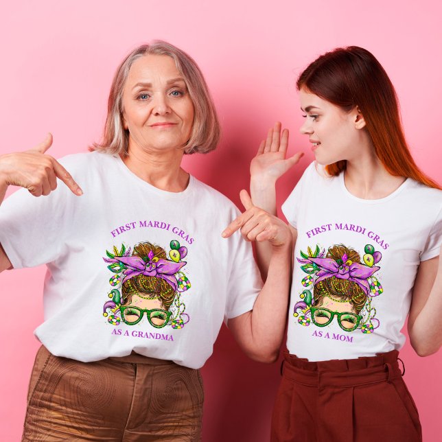 Camiseta Messy Bun First Mardi Gras como avó (Criador carregado)