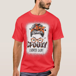 Camiseta Messy Bun Spooky Lunch Lady Bleached Halloween Pum