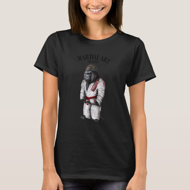 Camiseta Mestre Clássico de Judô e Karatê de Gorila em Judo (Frente)