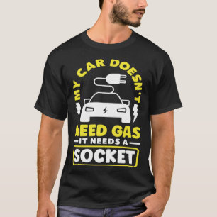 Camiseta Meu carro precisa de um veículo elétrico com bater