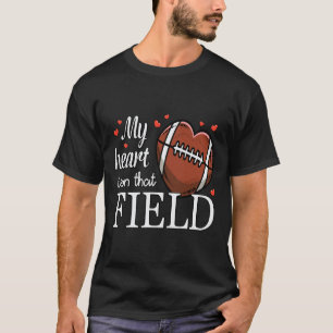 Camiseta Meu Coração Está No Campo Design De Futebol