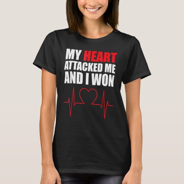 Camiseta Meu Coração Me Atacou (Frente)