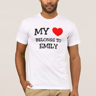 Camiseta Meu coração pertence a EMILY