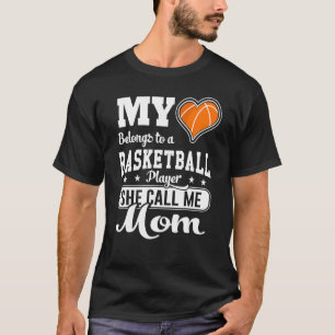 Camiseta Meu Coração Pertence A Jogadora De Basquete Ela Me