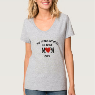 Camiseta Meu Coração Pertence à Melhor Mãe de Sempre - Doce