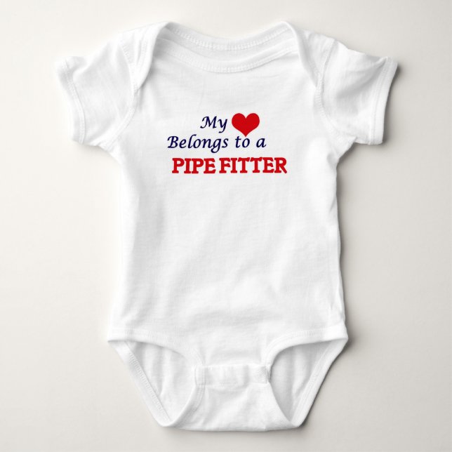 Camiseta Meu coração pertence a Pipe Fitter (Frente)